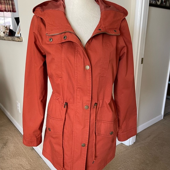 Forever 21 Drawstring Waist Hooded Coat. - Picture 7 of 12